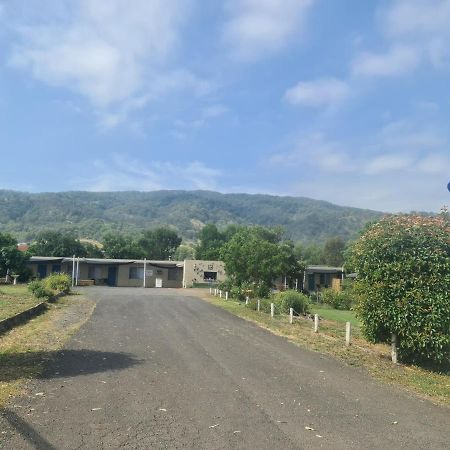 Valley View Motel Murrurundi ภายนอก รูปภาพ