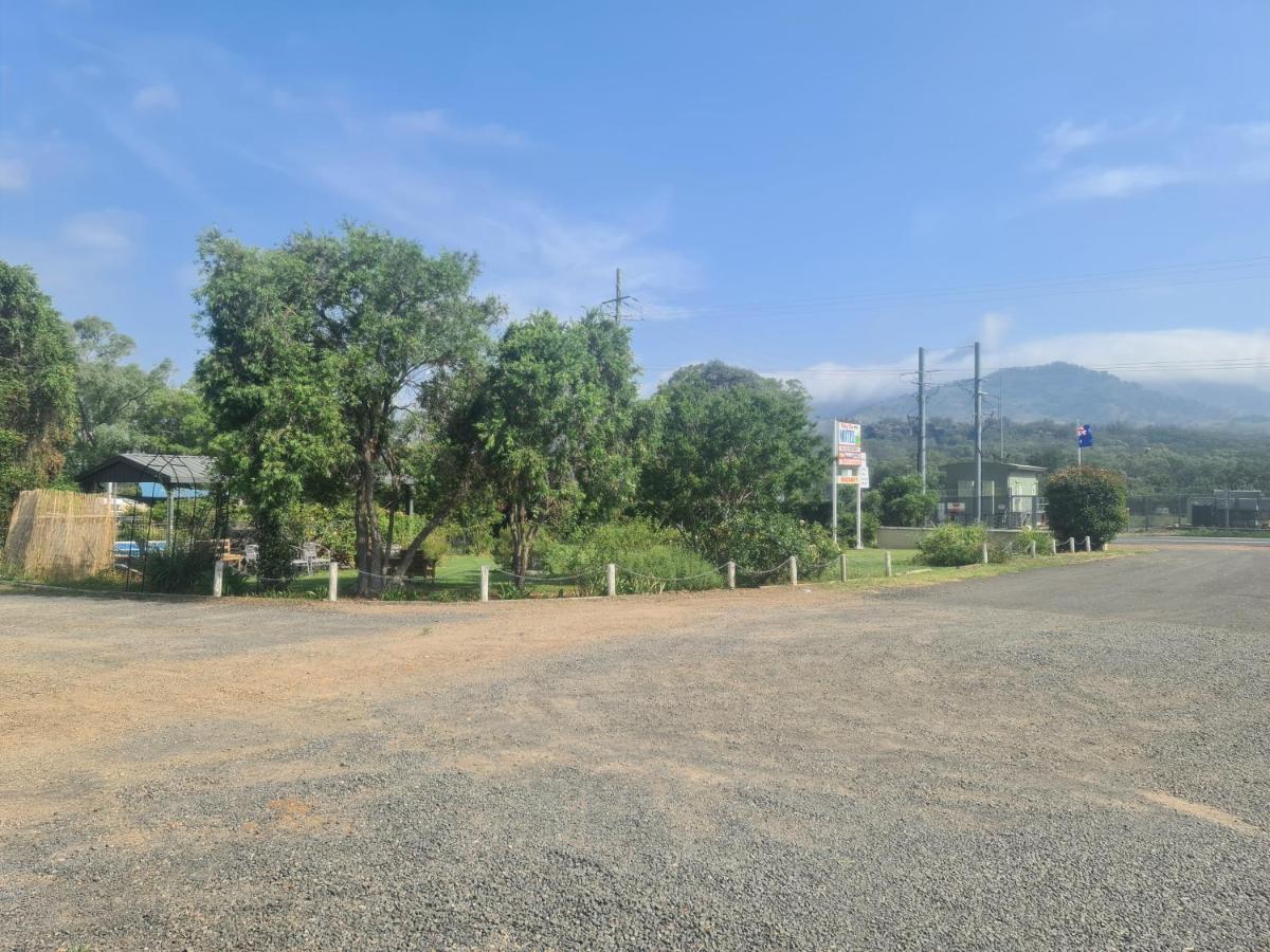 Valley View Motel Murrurundi ภายนอก รูปภาพ