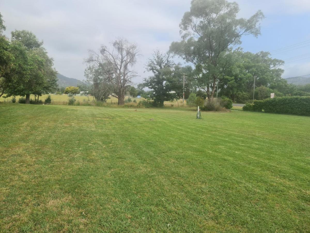 Valley View Motel Murrurundi ภายนอก รูปภาพ